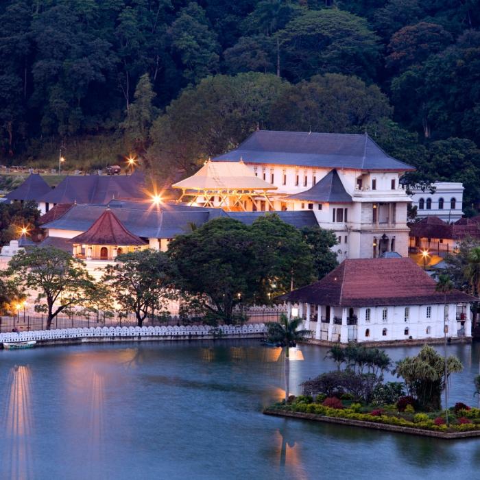   Kandy Lake