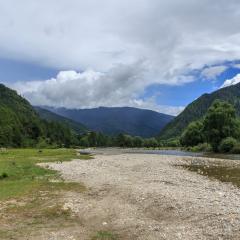 Haa Town & Valley Trails 